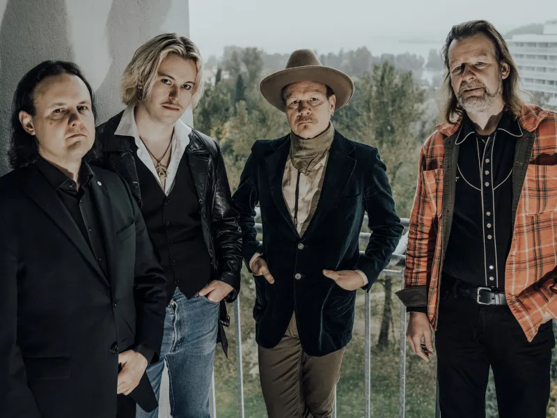 Marko Haacvisto poutahaukkoineen esiintyy Krapin Puutarhajuhlilla elokuussa 2026